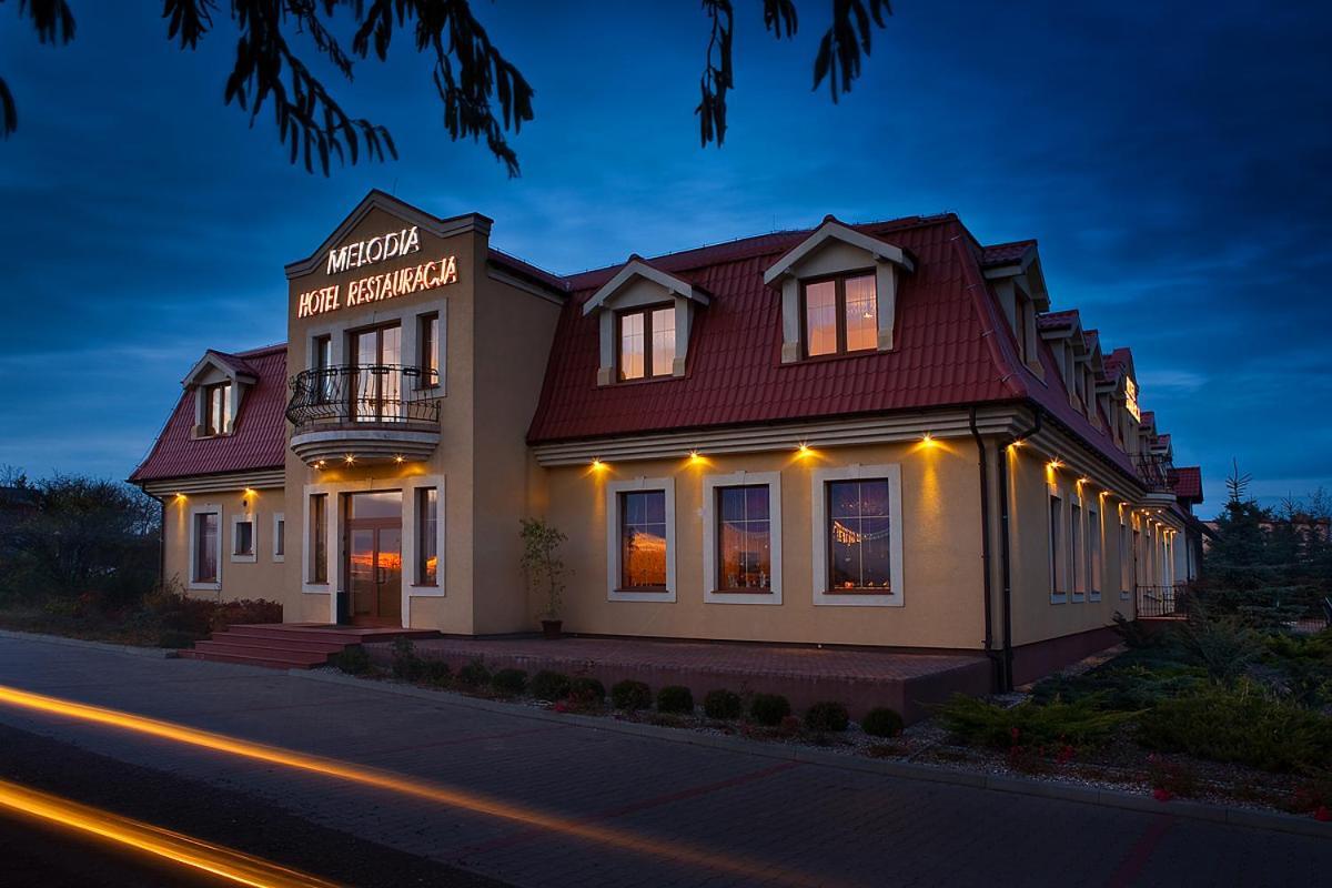Hotel Melodia *** Buk  Exterior foto